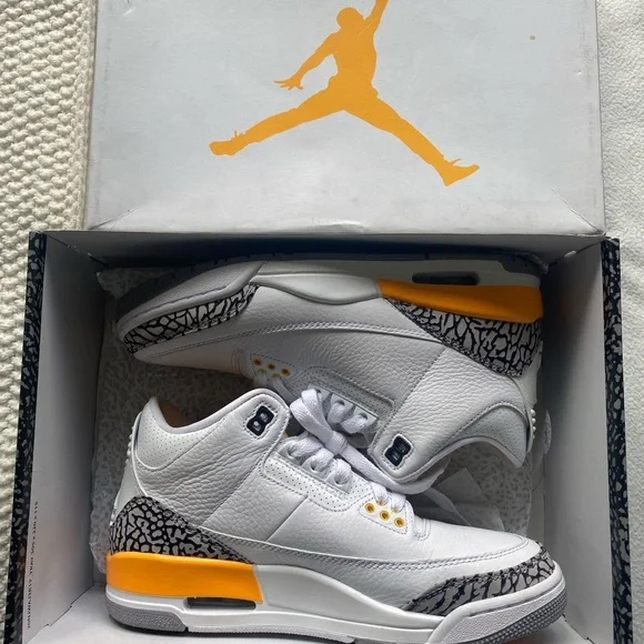 I’m selling some Jordan’s Jordan | Shoes | Im Selling Some Light Blueblack And White  main image 2